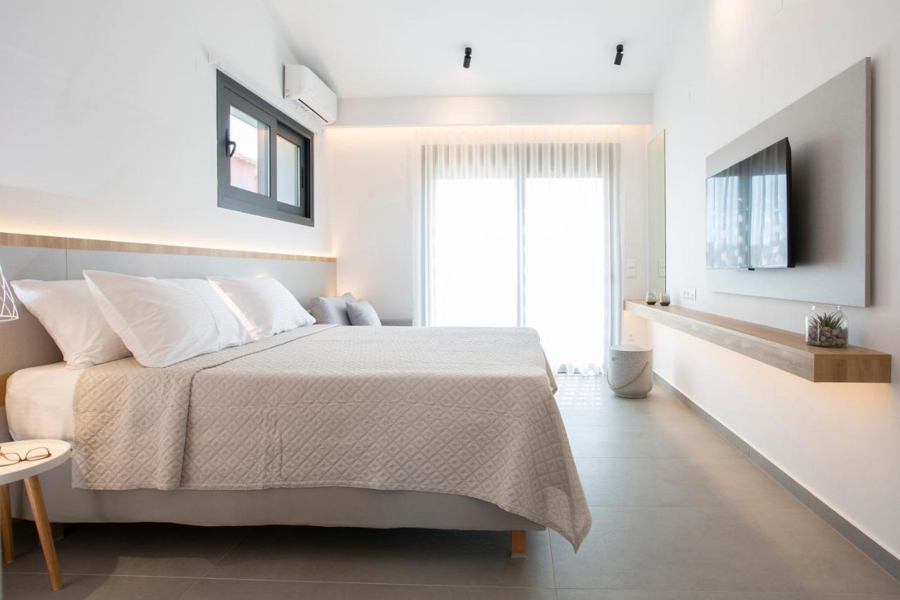 Elianthi Luxury Apartments Nikiana Buitenkant foto