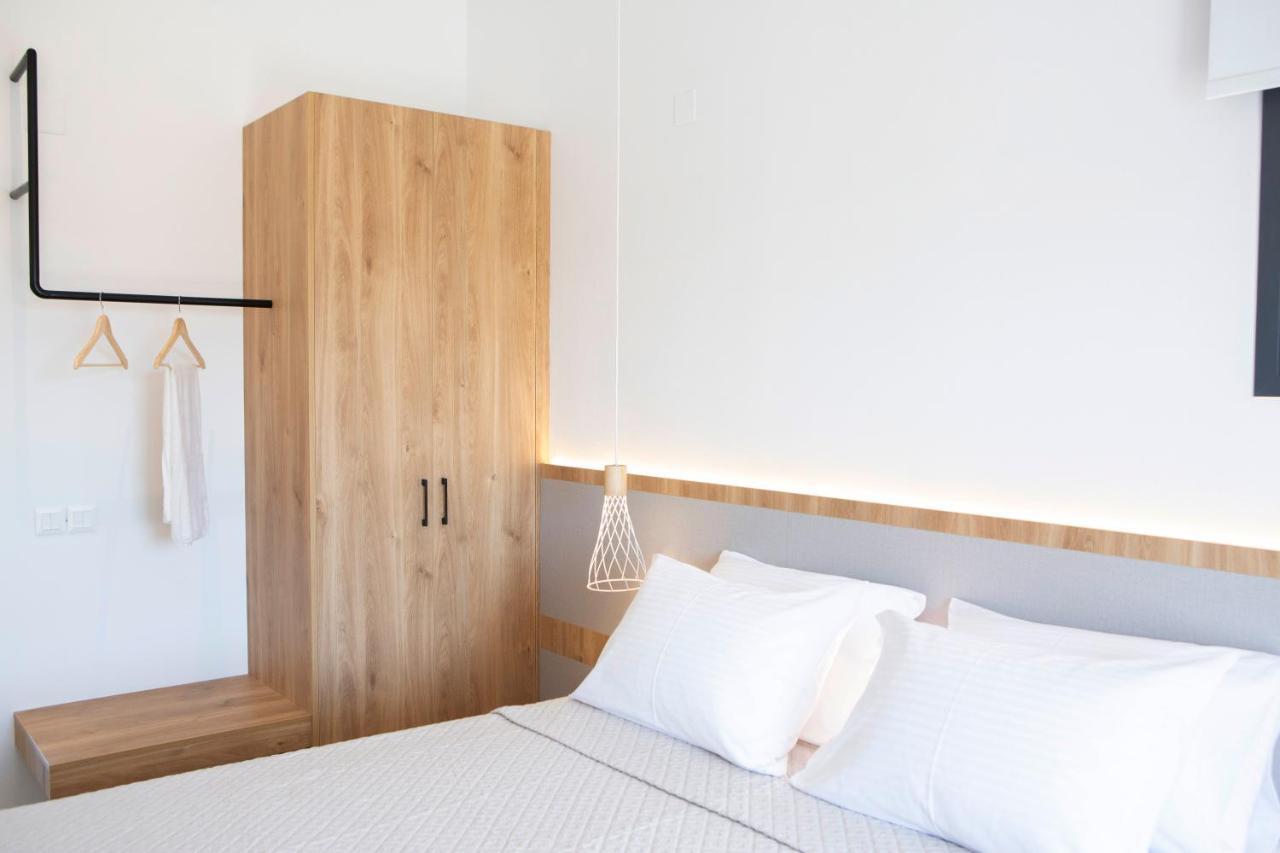 Elianthi Luxury Apartments Nikiana Buitenkant foto